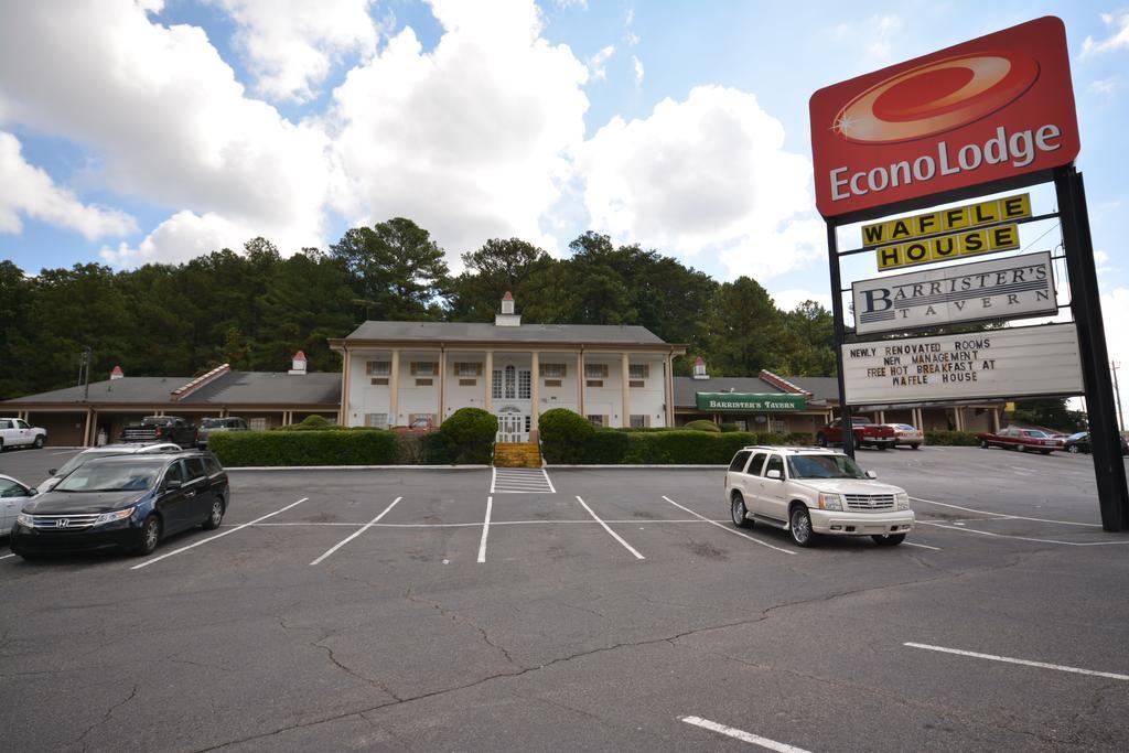 Econo Lodge Birmingham Hoover Bagian luar foto